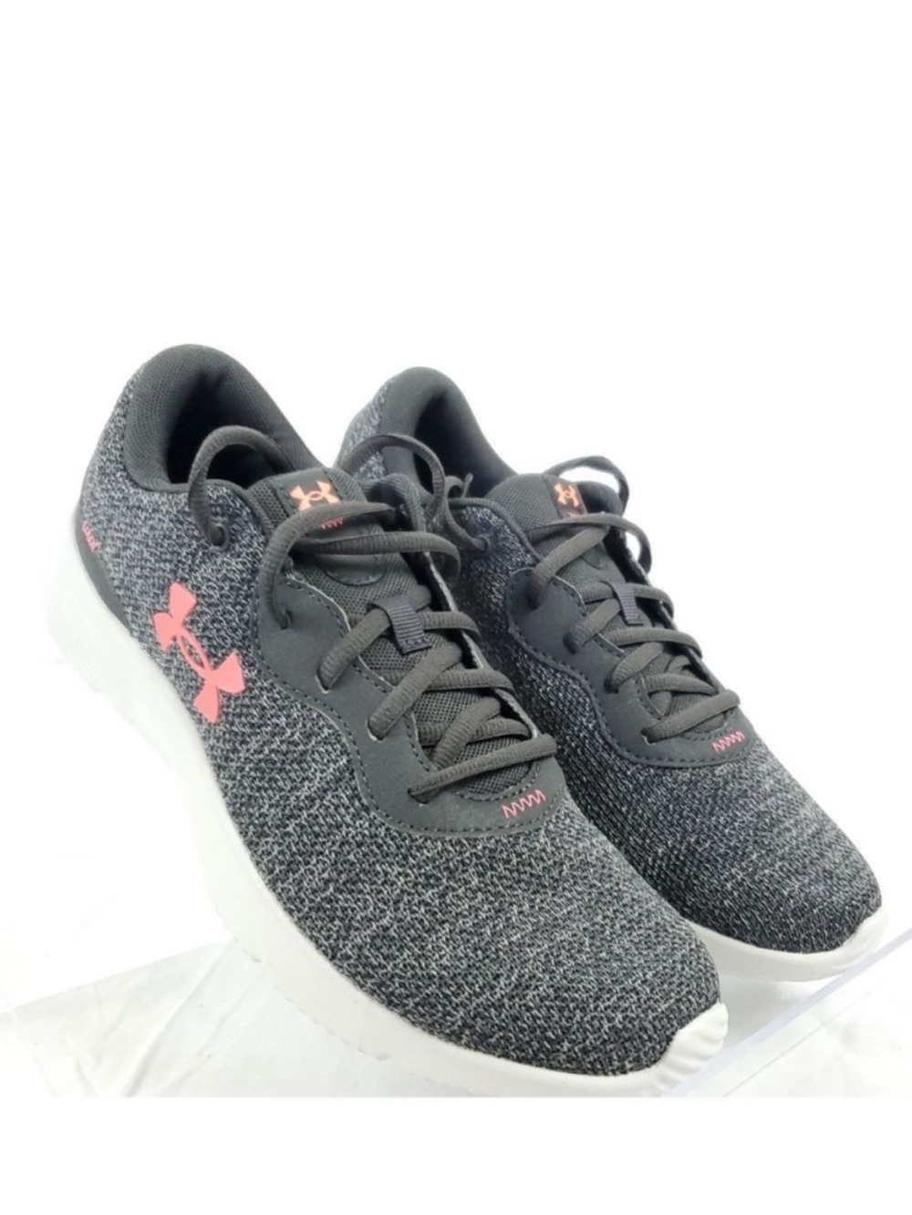 NEW Under Armour Women’s Mojo 2 Dark Gray Athletic Shoes